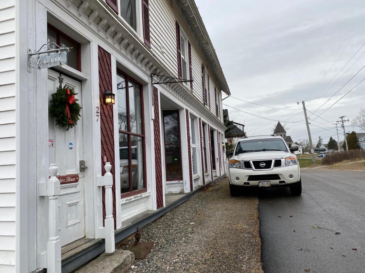 Harbor House Hotel By Umaniii In Jonesport Maine Exterior photo